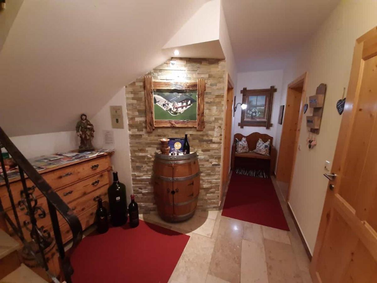 Landhaus Armstorfer Puch bei Hallein Bagian luar foto